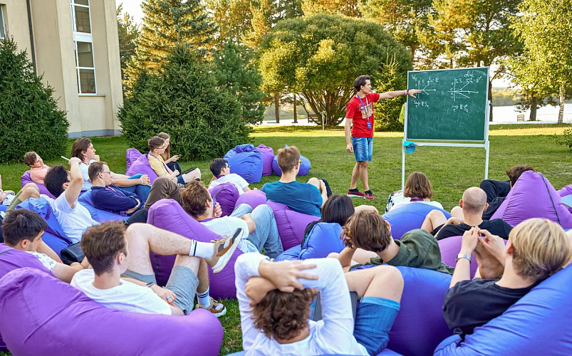 Стартовал набор на 6-ю Международную летнюю школу по финансовой математике